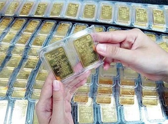 Vàng thế giới đi xuống, vàng trong nước đi lên - 1 Vàng “nội” tăng ngược chiều với vàng “ngoại”
