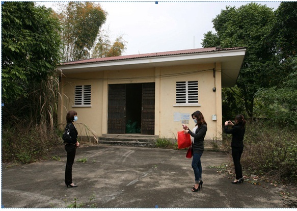 Hóa chất BVTV không rõ nguồn gốc vẫn được bày bán công khai tại các phiên chợ vùng Biên giới.