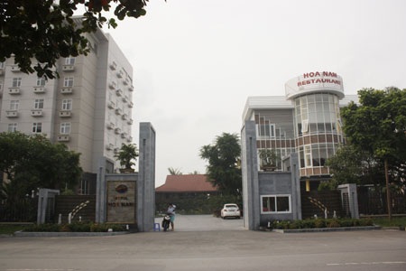 Có một tổ hợp khách sạn hiện đại bên dòng sông Đáy - 1 Có một tổ hợp khách sạn hiện đại bên dòng sông Đáy