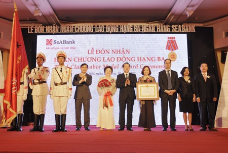 SeABank đón nhận Huân chương Lao động hạng Ba - 1 SeABank đón nhận Huân chương Lao động hạng Ba