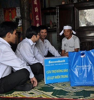 Sacombank với các hoạt động nhân đạo.