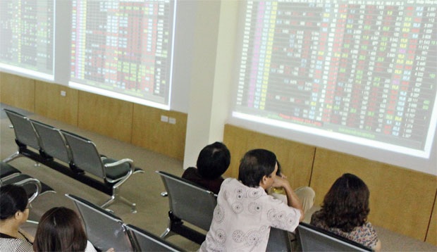 TTCK khó khăn kéo dài, nhiều CTCK đang chào bán cổ phần với giá “mềm”