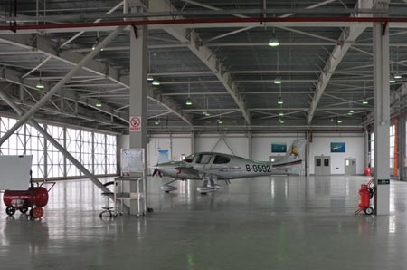 Bên trong một công ty máy bay tư nhân ở Chu Hải, tỉnh Quảng Đông.