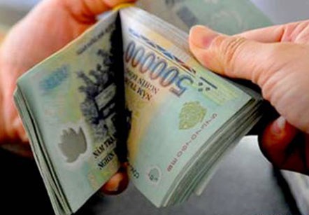 Nợ lương cắt thưởng, dân văn phòng kêu trời