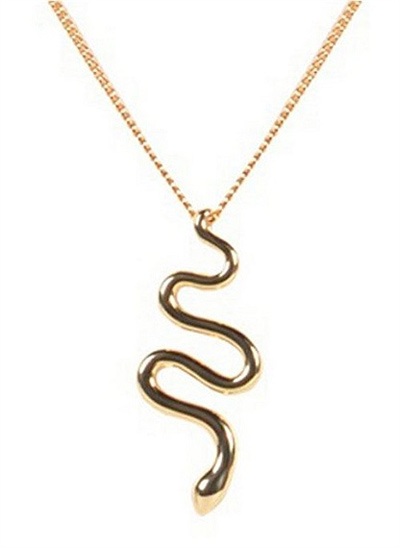 Chiêm ngưỡng rắn bằng vàng thật hơn 150 triệu đồng - 9 Một đàn rắn bằng vàng, với nhiều hình dạng khác nhau được giới thiệu tại Hội chợ.