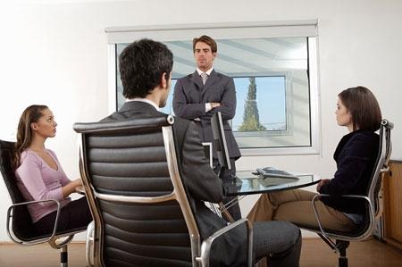 Dưới đây là một số “mẹo” nhỏ giúp bạn cải biến sếp “xấu tính” theo chiều hướng tích cực hơn: