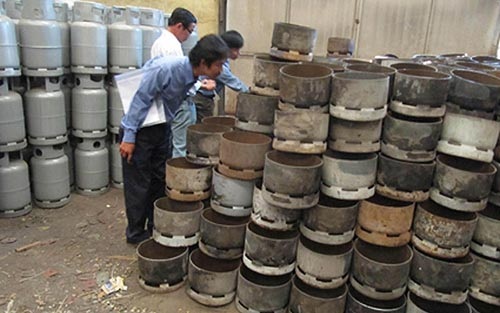 Gas “rởm“ lộng hành, xử lý như “gãi ngứa” - 1 Gas “rởm“ lộng hành, xử lý như “gãi ngứa”