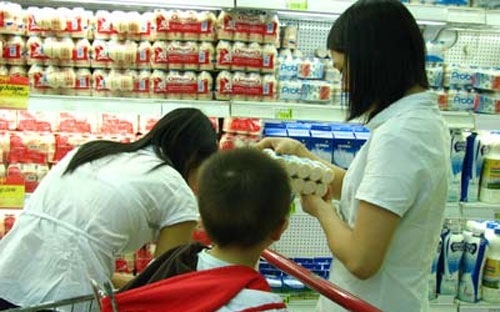 Sữa “âm thầm” tăng giá - 1 Nhiều sản phẩm sữa đã bước vào đợt tăng giá mới từ những ngày trước và sau Tết Nguyên đán.