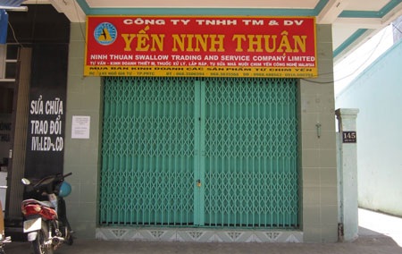 Một cửa hàng kinh doanh yến đóng của gần 1 tuần nay vì buôn bán ế ẩm.