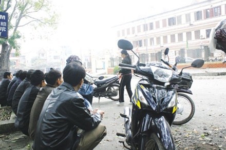 Tụt dốc không phanh