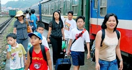 Treo đầu dê,
bán thịt chó