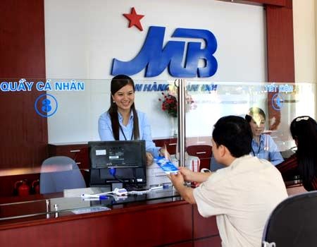 Ngân hàng giữ chân khách gửi tiền - 2 Nhiều nhà băng đang tìm cách thu hút dòng tiền chảy vào tiết kiệm