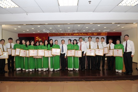 Vietcombank Hội sở chính tổ chức thành công Hội nghị người lao động - 2 Vietcombank Hội sở chính tổ chức thành công Hội nghị người lao động