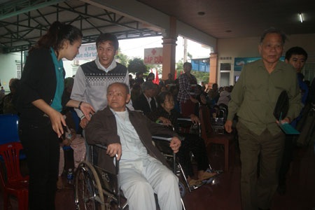 Viettel tri ân người có công với cách mạng tại Gia Lai