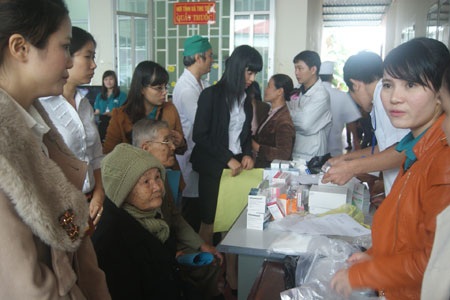 Viettel tri ân người có công với cách mạng tại Gia Lai