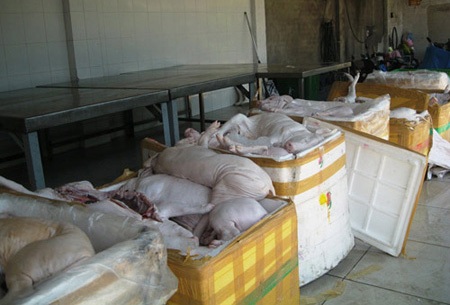 Đến cơm cũng tẩm hóa chất, dầu ăn ép bằng lốp xe - 4 Đến cơm cũng tẩm hóa chất, dầu ăn ép bằng lốp xe