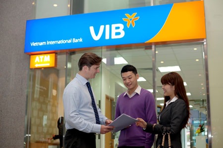 VIB ưu đãi đặc biệt cho khách hàng vay mua xe Mercedes Benz tại Vietnam Star - 1 VIB ưu đãi đặc biệt cho khách hàng vay mua xe Mercedes Benz tại Vietnam Star