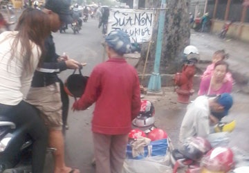 Đi “chợ” bán nón bảo hiểm trộm cắp