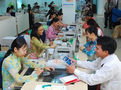 Thời ngân hàng lương cao, ồ ạt tuyển người đã qua. Ảnh: Ngọc Châu.