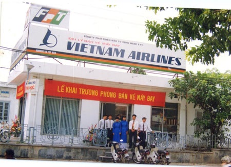 Tin học hóa các ngành KT - XH thời… “vừa đi, vừa dò” - 1 Vietnam Airlines là một trong những đơn vị nhà nước tiên phong trong ứng dụng CNTT