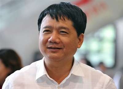 Bộ trưởng Đinh La Thăng đề nghị cán bộ giao thông đi máy bay giá rẻ - 1 Bộ trưởng Đinh La Thăng.