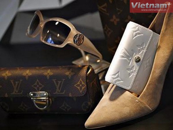 Doanh thu hàng xa xỉ sụt giảm trên thị trường toàn cầu - 1 Doanh thu hàng xa xỉ sụt giảm trên thị trường toàn cầu. (Nguồn: telegraph.co.uk)
