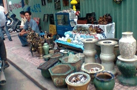Lo hậu sự, đại gia bỏ tiền tỷ đóng quan tài - 4 Đây là những hoa văn, hình ảnh mà các đại gia ưa chuộng chạm trổ trên thân quan tài của mình.