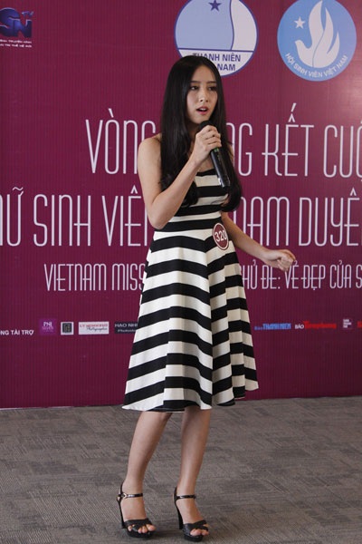 Mãn nhãn với màn thi tài năng của “Nữ sinh Việt Nam duyên dáng 2013” - 13 Nhảy hiện đại là những màn trình diễn tạo không khí sôi động cho buổi thi.
