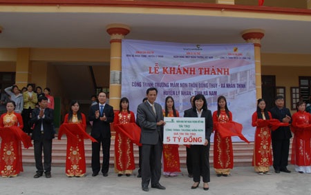 Vietcombank tài trợ gần 8 tỷ đồng xây dựng trường mầm non - 3 Vietcombank tài trợ gần 8 tỷ đồng xây dựng trường mầm non