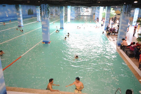 Khai trương cụm bể bơi trong nhà lớn nhất Việt Nam
