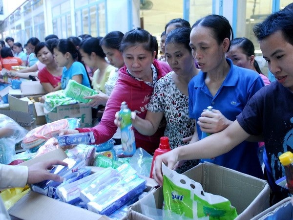 Hơn 100 DN ở khu công nghiệp TP.HCM công bố thưởng Tết - 1 Hơn 100 DN ở khu công nghiệp TP.HCM công bố thưởng Tết