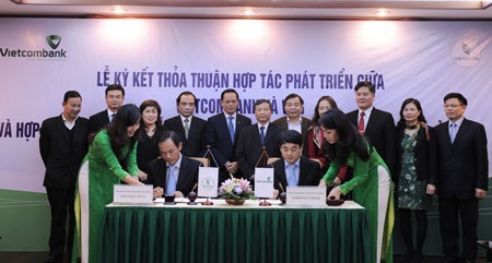 Vietcombank cấp thêm tín dụng cho VRG - 1 Vietcombank cấp thêm tín dụng cho VRG
