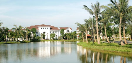 Vincom Village đổi tên thành Vinhomes Riverside - 5 Royal City là Vinhomes Royal City