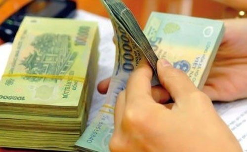 Bảo vệ, tài xế, tạp vụ nhận thưởng Tết... 500 triệu đồng - 1 Bảo vệ, tài xế, tạp vụ nhận thưởng Tết... 500 triệu đồng