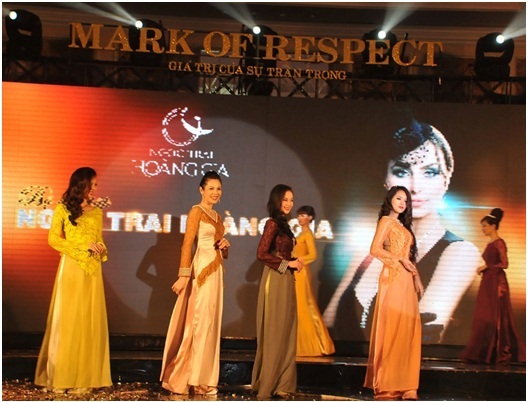 “Vua ngọc trai” tiếp tục đăng quang ngôi vua - 3 Ngọc Trai Hoàng Gia được tôn vinh tại “Mark of Respect - Giá trị của sự trân trọng” 2013