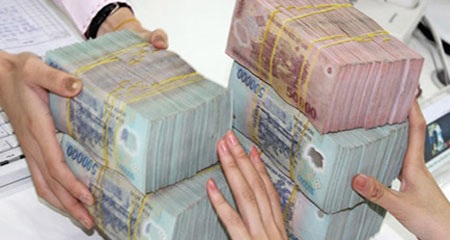 Giật nợ tín dụng đen lãi suất 300% lo tết