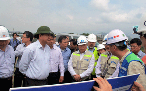 Bộ trưởng Thăng: Tiền không có thì làm cái gì! - 1 Bộ trưởng Thăng: Tiền không có thì làm cái gì!