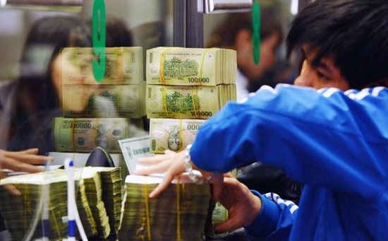 Hung tin đầu năm: Hàng loạt ngân hàng báo lỗ - 1 Hung tin đầu năm: Hàng loạt ngân hàng báo lỗ