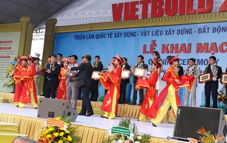 Dấu ấn Galaxy Việt Nam tại hội chợ Vietbuild 2014 - 1 Dấu ấn Galaxy Việt Nam tại hội chợ Vietbuild 2014