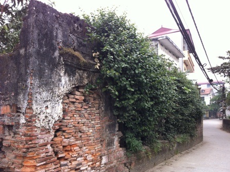 Hình ảnh một “phố Cự” thời hiện đại khiến khách đa tình
không khỏi nguôi ngoai.