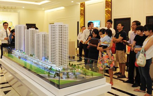 Chê lãi suất thấp, dồn tiền mua nhà đất để dành - 1 Nhiều dự án căn hộ đắt khách