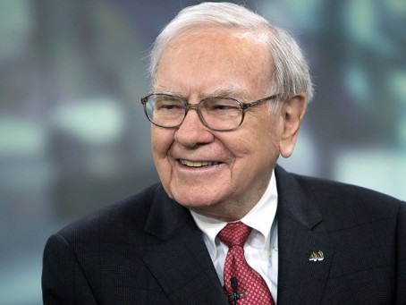 Nhà đầu tư huyền thoại Warren Buffett chi 4,7 tỷ USD mua hãng pin Duracell - 1 Warren Buffett giành lại ngôi giàu thứ hai thế giới