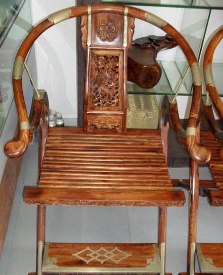 Đồ gỗ sưa Trung Quốc đắt giá