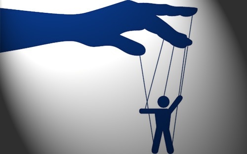 “Mời” ông chủ tư nhân ra khỏi ngân hàng? - 1 “Mời” ông chủ tư nhân ra khỏi ngân hàng?