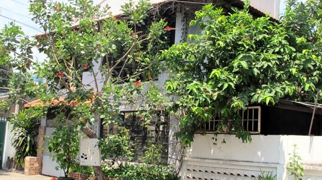 Đã có đại gia hỏi chuộc nhà cho NSƯT Chánh Tín! - 2 Tổng Giám đốc Nguyễn Văn Nhân xác nhận đã có người hỏi chuộc nhà cho anh Chánh Tín. Ảnh: Phùng Bắc