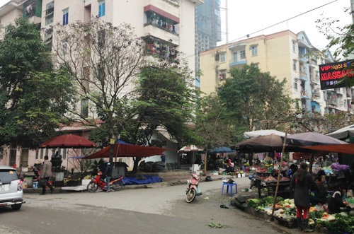 Trung Hòa - Nhân Chính: Bài học “khu ổ chuột trên cao” - 1 Chợ dân sinh tự phát