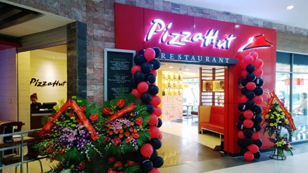“Thay áo” nhà hàng Pizza Hut tại BigC Thăng Long - 1 Thiết kế mới sang trọng của nhà hàng Pizza Hut BigC Thăng Long