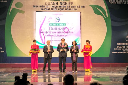 Vietinbank - “Doanh nghiệp thực hiện tốt trách nhiệm an sinh xã hội và phát triển cộng đồng” - 1 Vietinbank - “Doanh nghiệp thực hiện tốt trách nhiệm an sinh xã hội và phát triển cộng đồng”