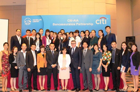 AIA và Citibank hợp tác phân phối sản phẩm bảo hiểm nhân thọ - 1 Sự hợp tác giữa AIA và Citibank sẽ thúc đẩy sự phát triển của ngành BHNT tại Việt Nam.