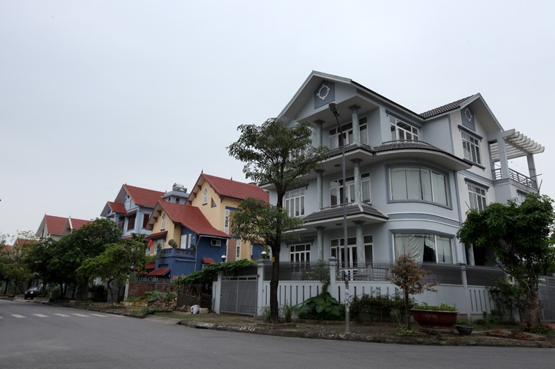 Những lâu đài ở phố nhà giàu bậc nhất Quảng Ninh - 13 Đường sá được quy hoạch thuận tiện.